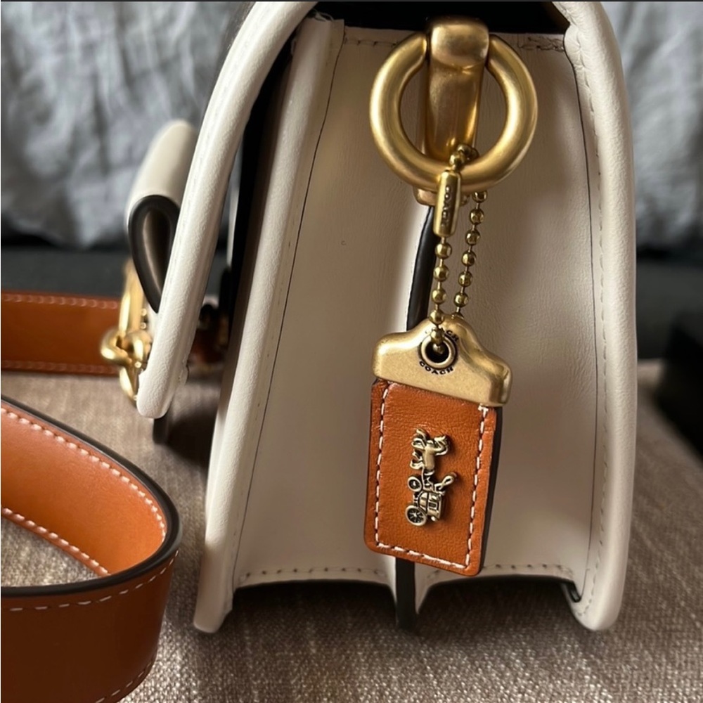 Authentic Coach Mini - Picture 2 of 5